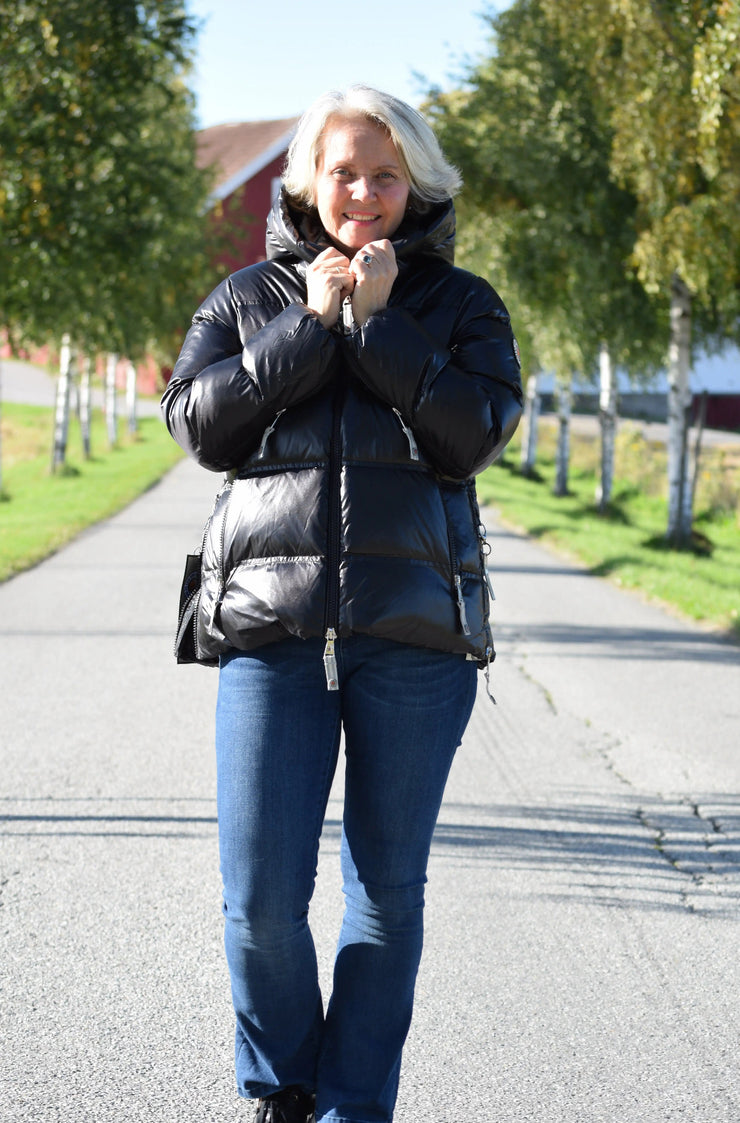 Caya, Quilted Collarless Buttoned Front Jacket